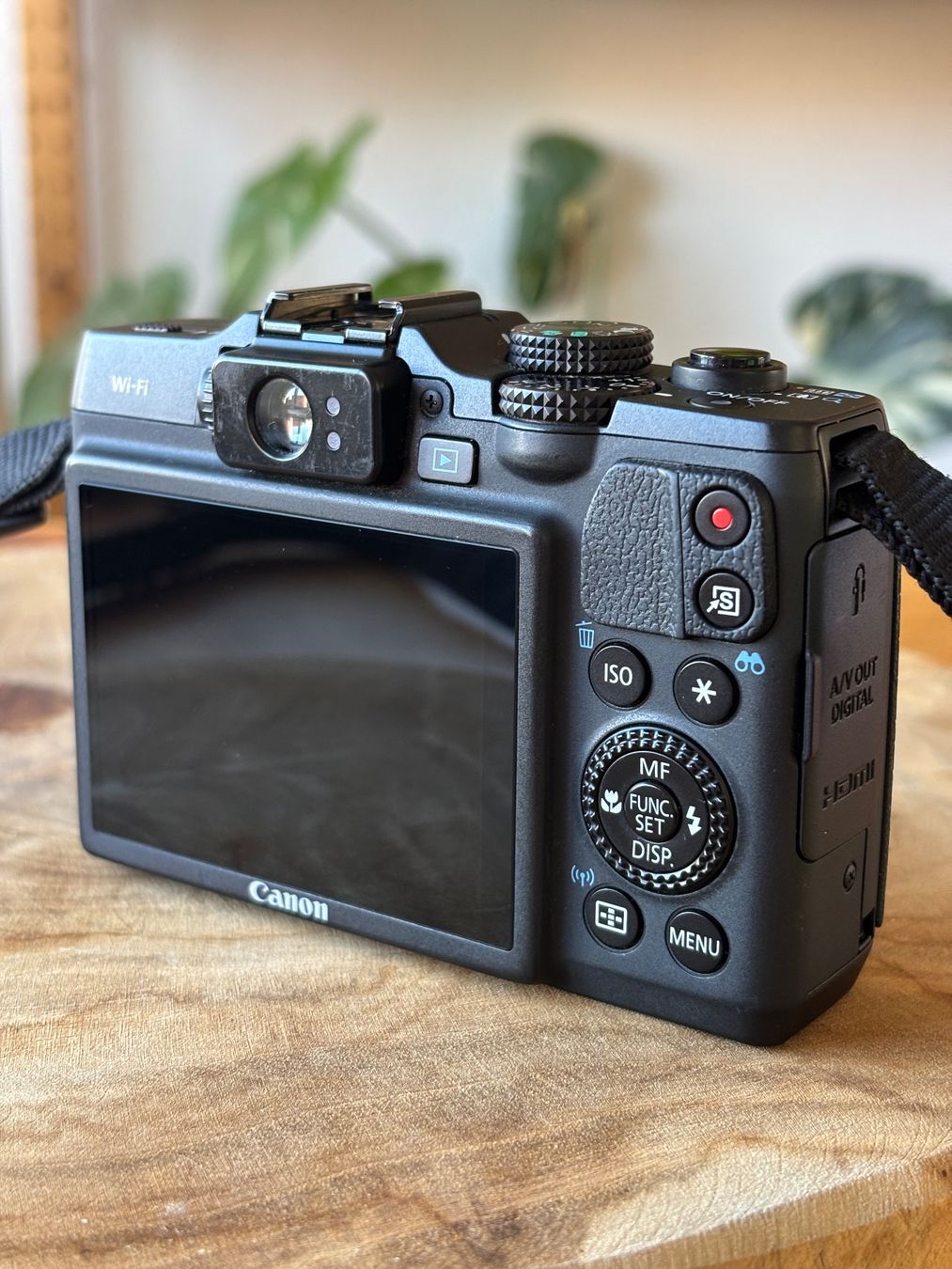 Canon Fotocamera: Canon PowerShot G16 Kompaktkamera mit Lederhülle – Usato da Igis venduto da sze_c5px 4