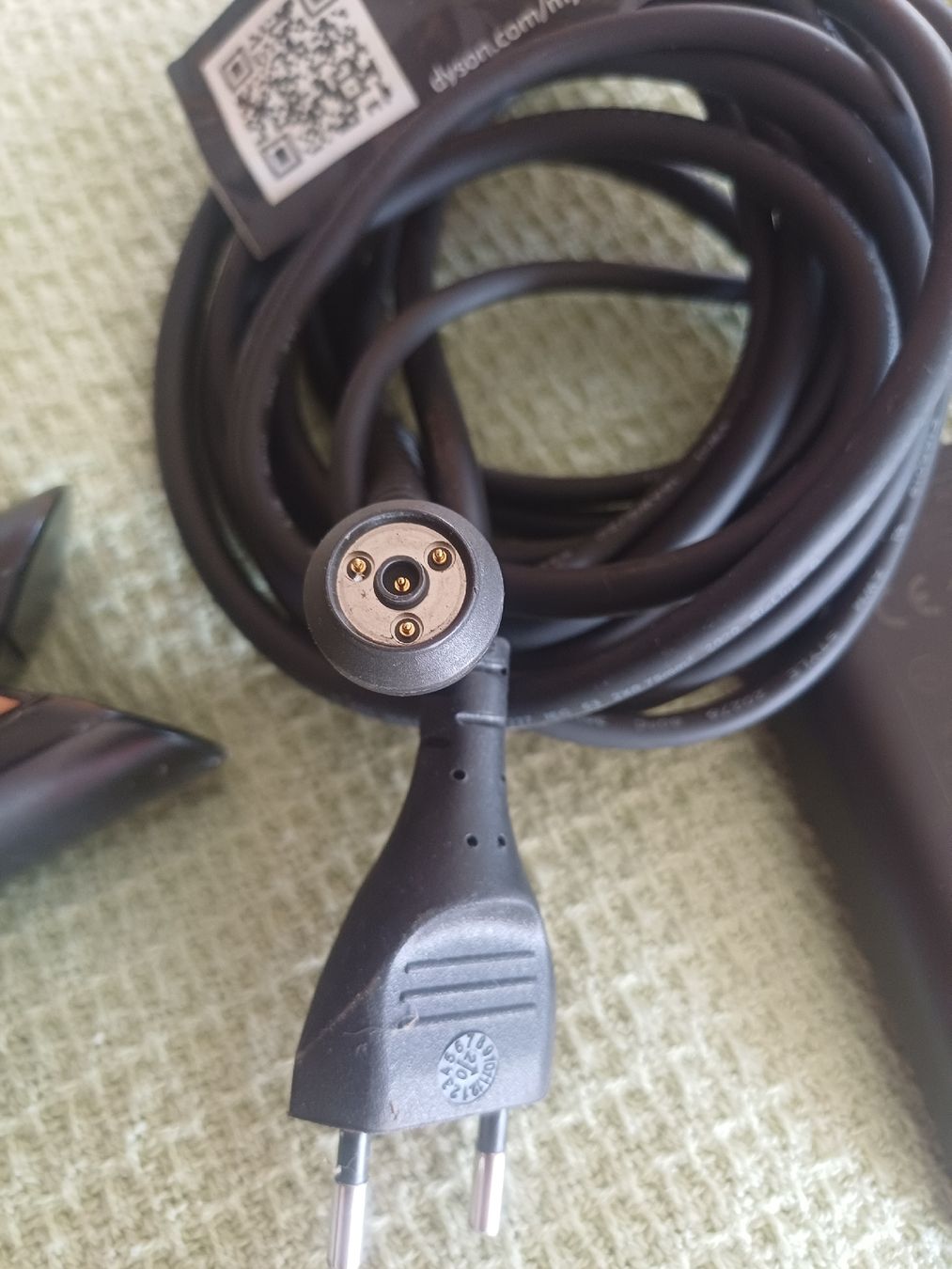Dyson Piastre & Arricciacapelli: Dyson Corrale für Bastler – Difettoso da Wangenried venduto da Recycler94 1