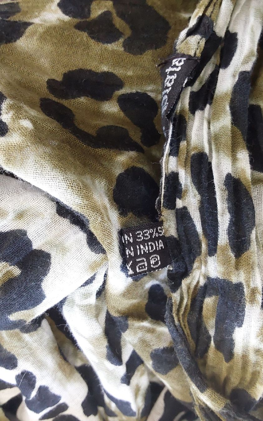 Foulard & Sciarpe: Schal Plomo o Plata mit Seide – Usato da Köniz venduto da scopello12 6