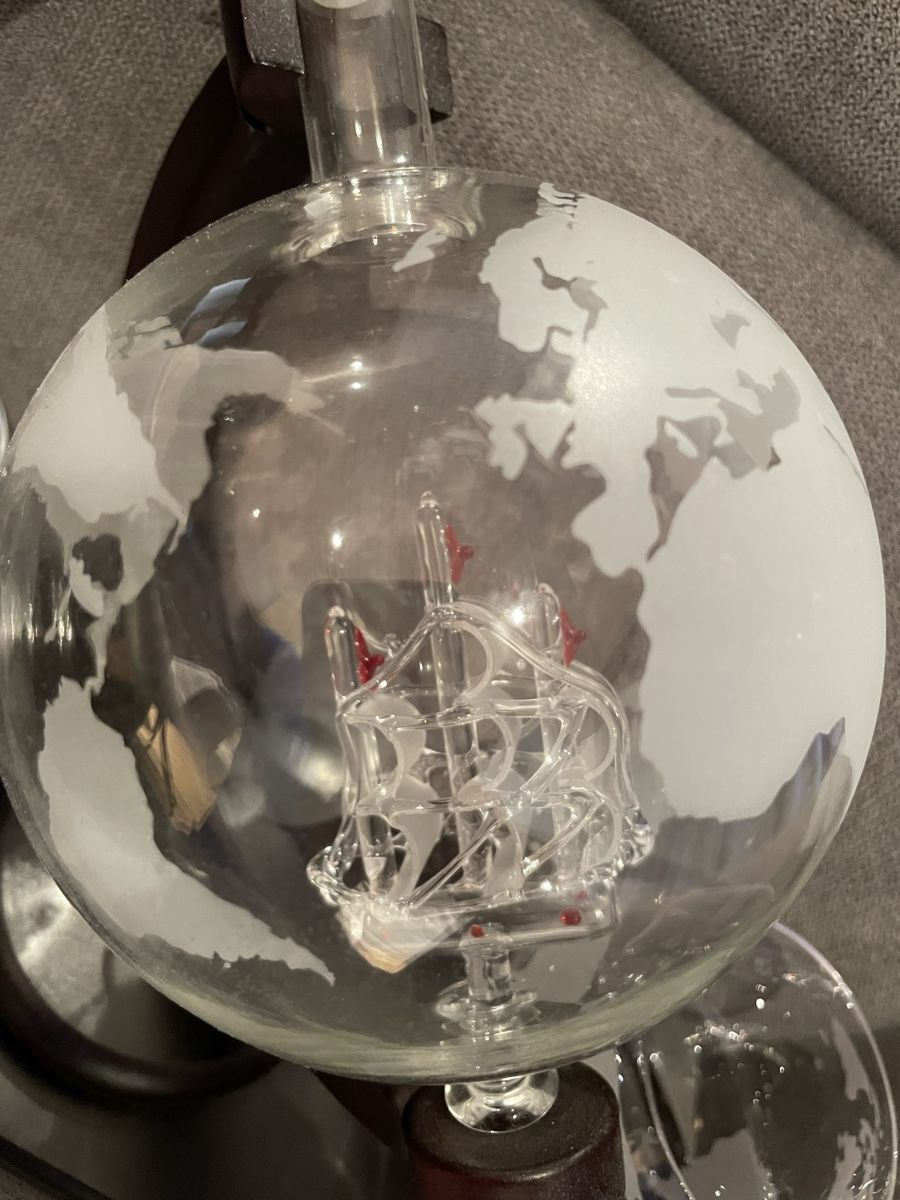 Karaffen: ***Glaskaraffe Globus mit Schiff*** – Gebraucht aus Hittnau von Stoeffi_85 1