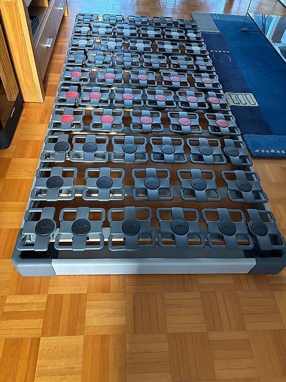 Tempur Reti a doghe: Sommier TEMPUR 90 x 200 en bon état – Usato da Colombier NE venduto da mim_k8mq 2