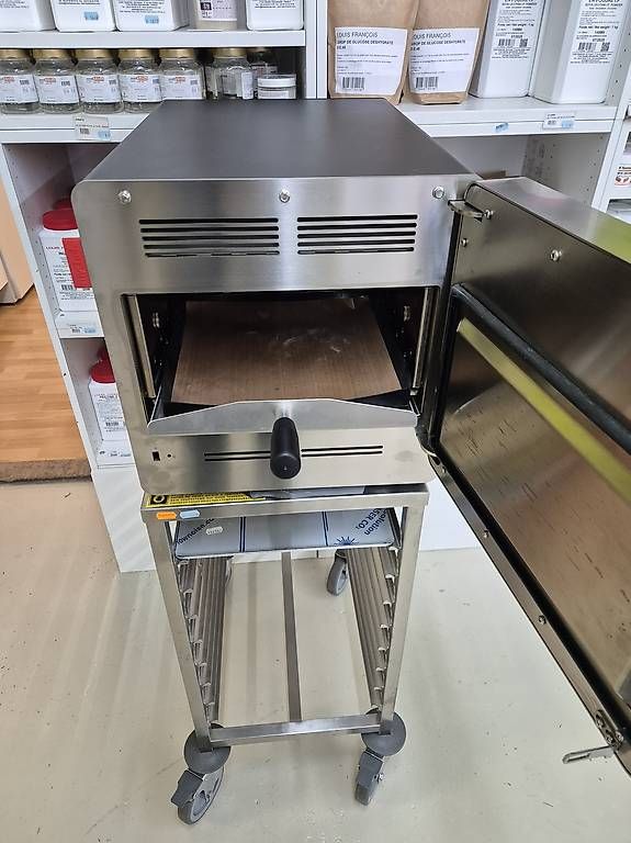 Cuisines complètes: Four à cuisson rapide – D'occasion à Etagnières par sav_lwd5 1