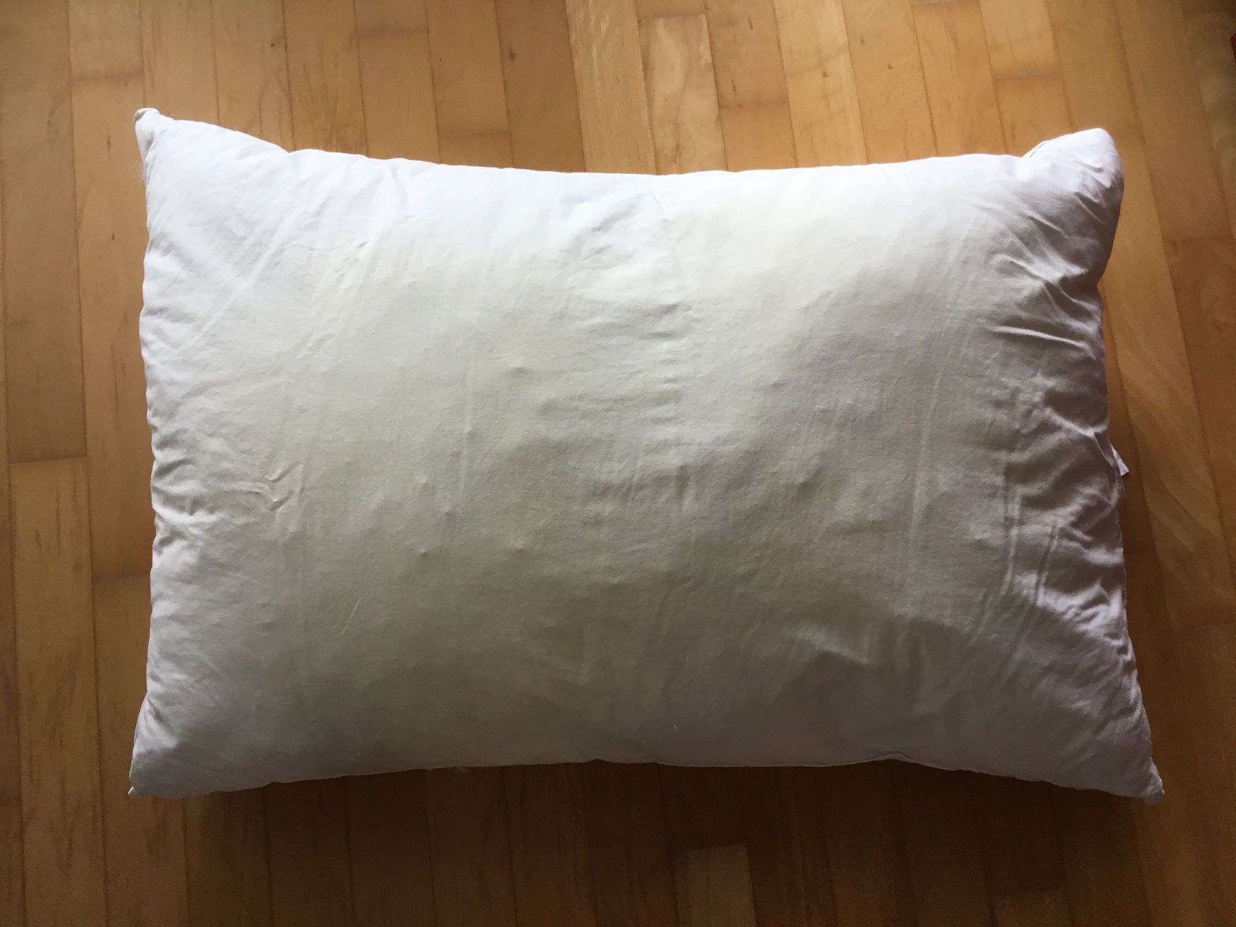 Kissen: Kopfkissen 65x100 cm – Gebraucht aus Kerzers von Georges3210