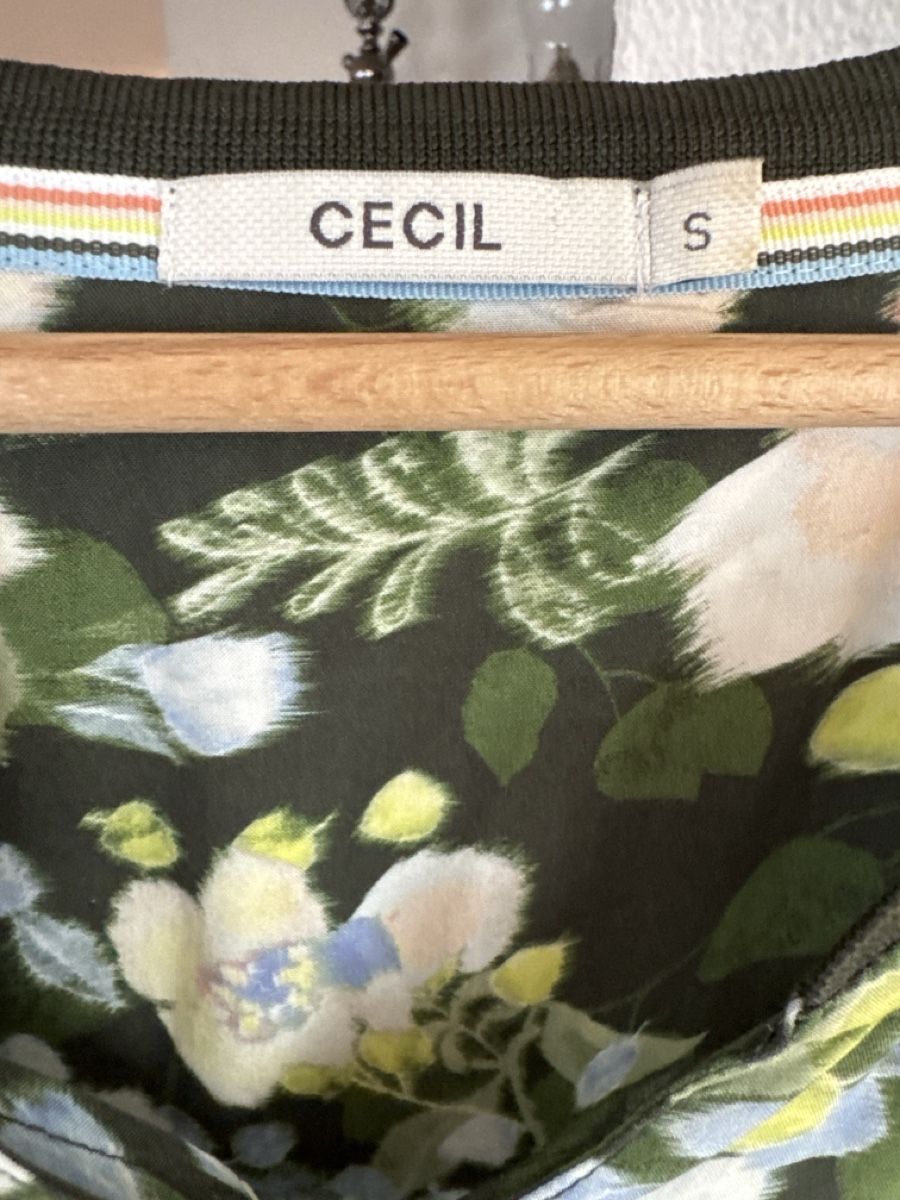 Cecil Vestiti: Cecil Floral Maxi Dress S – Usato da Fällanden venduto da emilyeheim 2