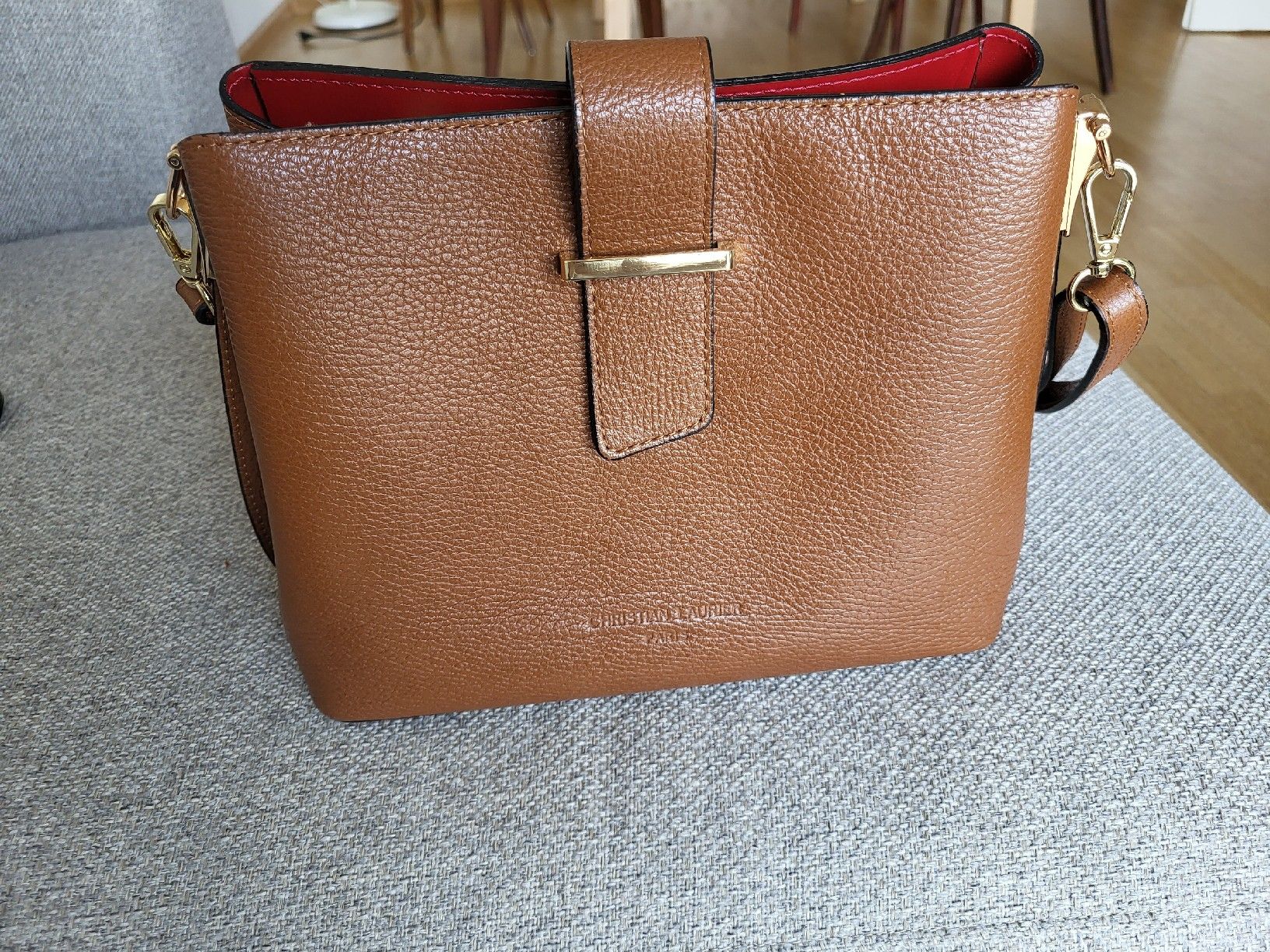 Borse da donna: Christian Laurier leather bag – Nuovo (secondo la descrizione) da Basel venduto da giu_89th