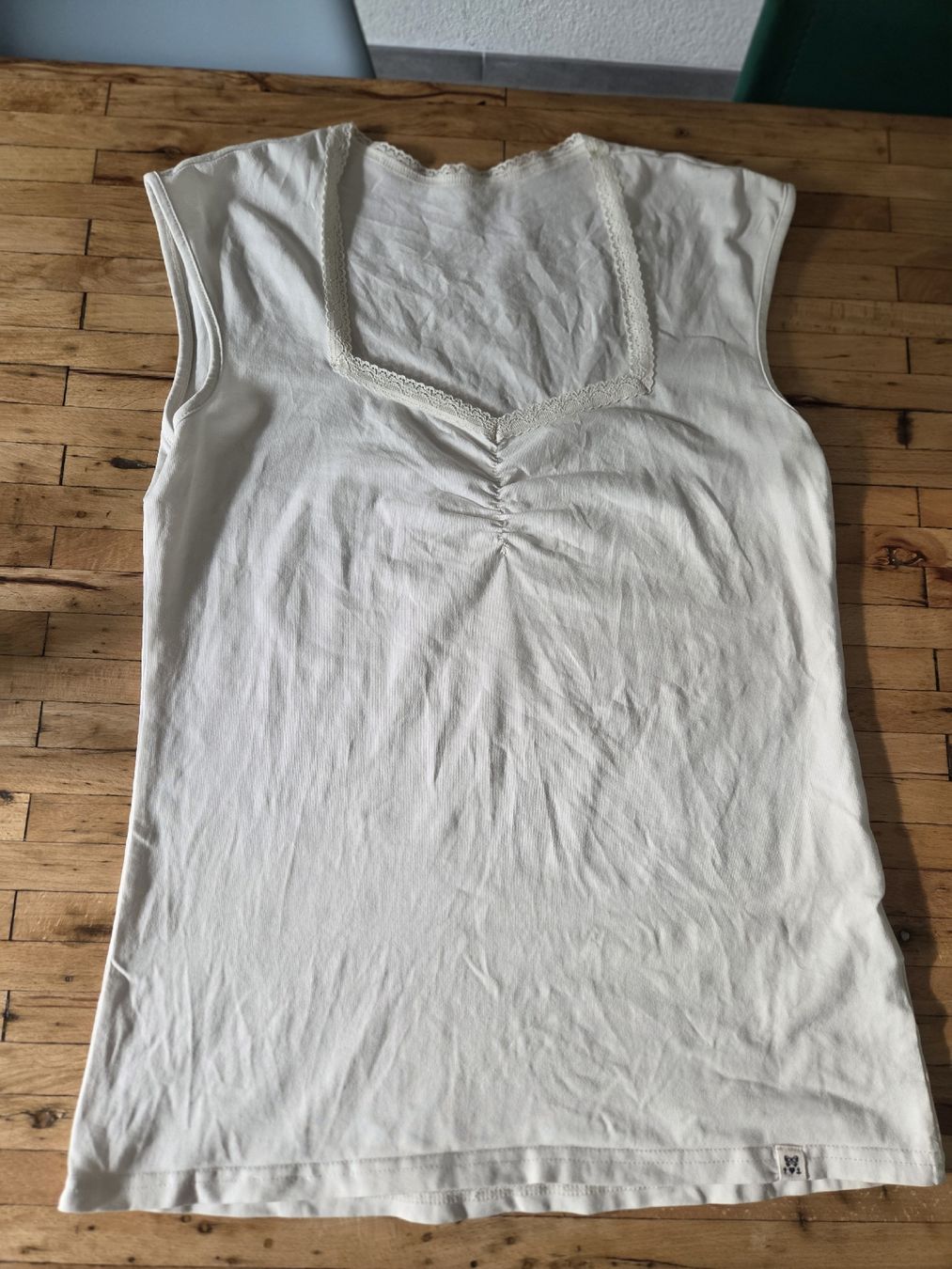 Blutsgeschwister Top: Top von Blutsgeschwister, mit Spitze – Usato da Winterthur venduto da sandi99