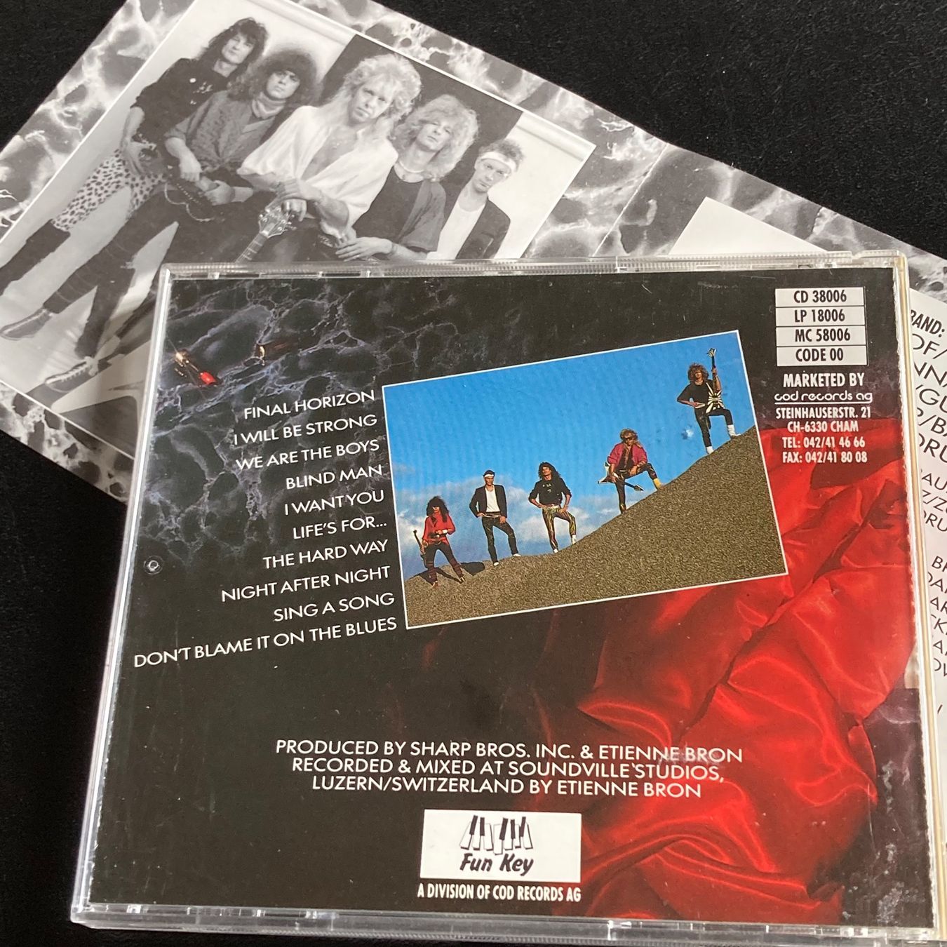 CDs: Sharp Brothers Inc. - Pinup | Swiss Hard Rock – Gebraucht aus Bern von Ntsamina 1