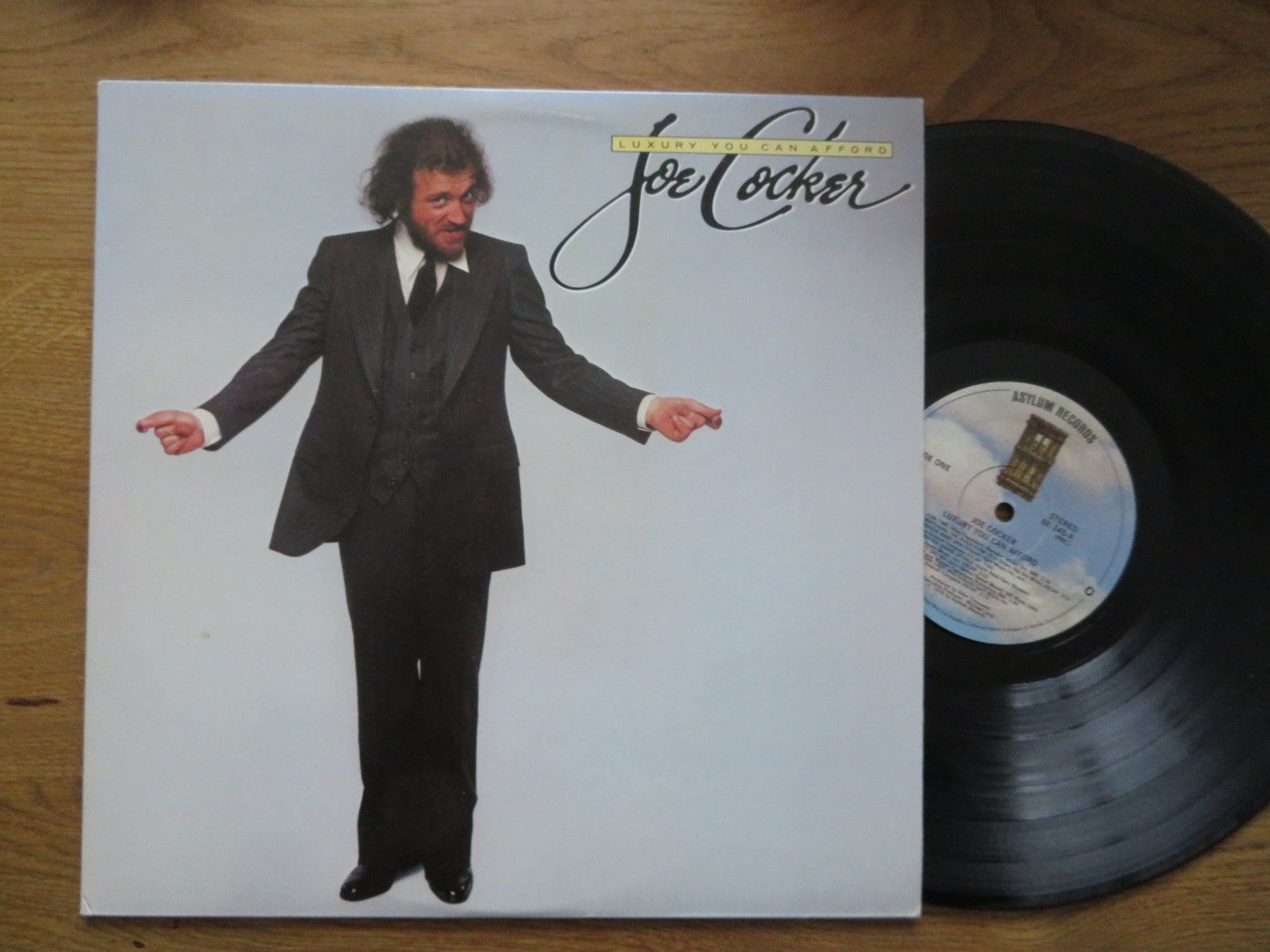 Dischi in vinile: JOE COCKER LUXURY CAN AFFORD – Nuovo (secondo la descrizione) da Zürich venduto da max_cp5f
