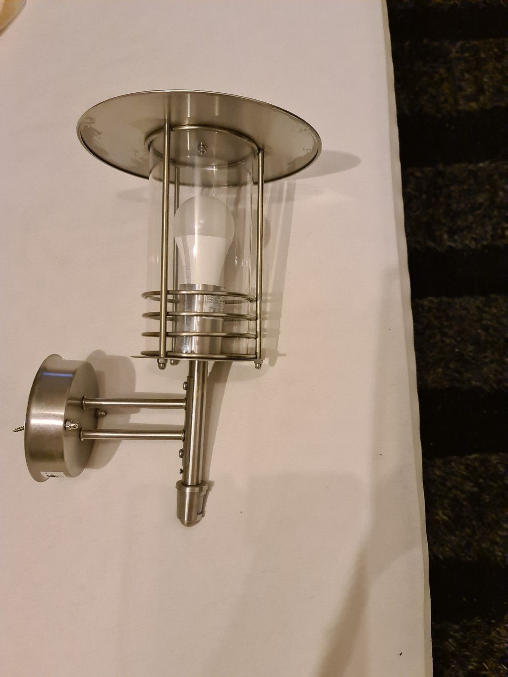 Lampade: Außenwandleuchte mit Bewegungsmelder stehend  – Usato da Thun venduto da erh_fs86