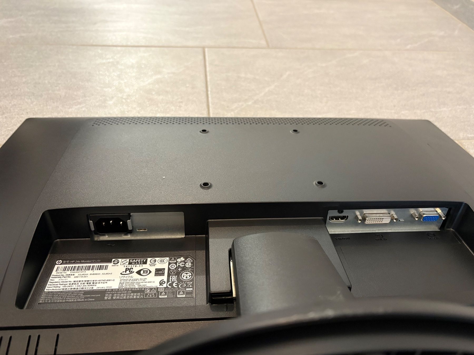 Ecrans: Monitor HP 24o – D'occasion à Tuggen par wilmun 2