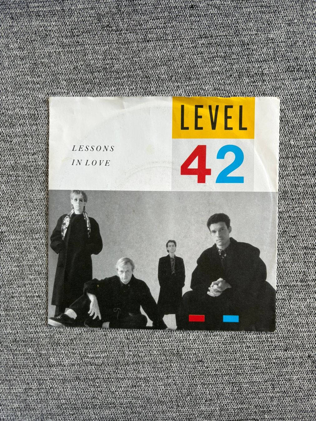 Dischi in vinile: Level 42 - Lessons In Love – Usato da Zofingen venduto da Bigron