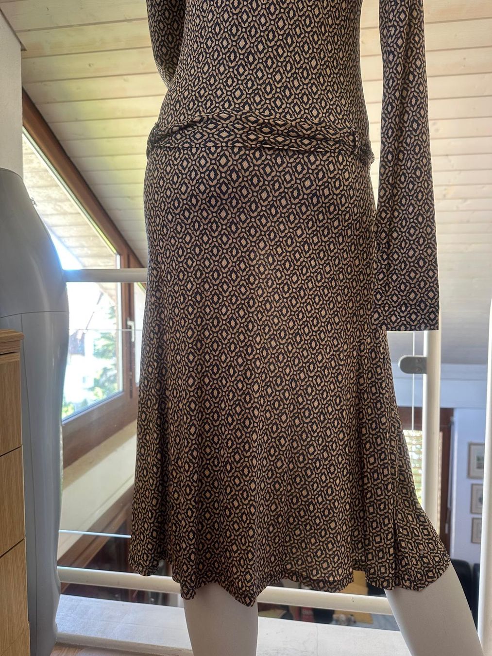 Vestiti: Kleid von LIST, Italy – Usato da Neuhausen venduto da Lechasseur 3