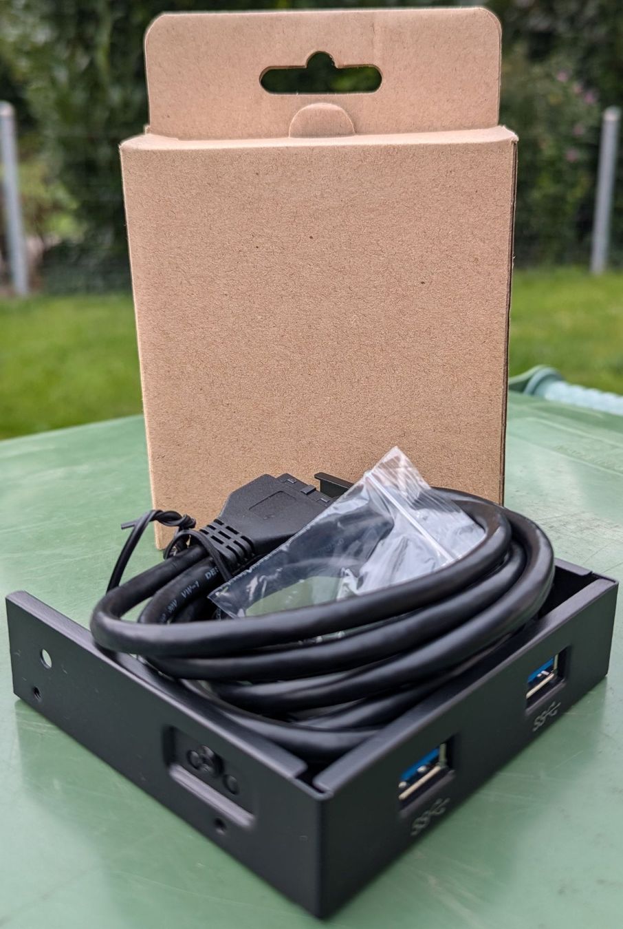 PCs: 5x Dual USB 3.0 PC Frontpanel Einbaubox inkl. Kabel, Neu! – Neu und originalverpackt aus Lenzburg von Dizu 2