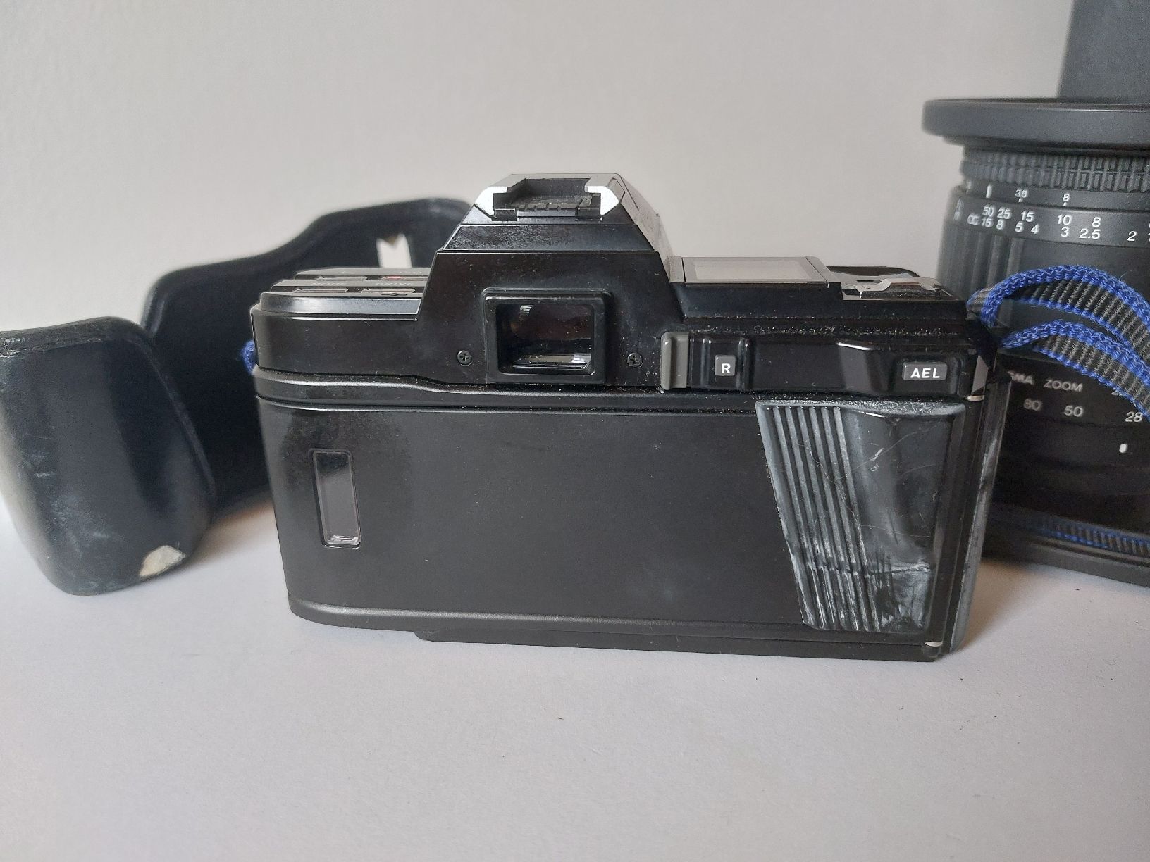 Minolta Fotocamera: Minolta 7000 + 2 Objektive – Usato da Schmitten FR venduto da losim1 3
