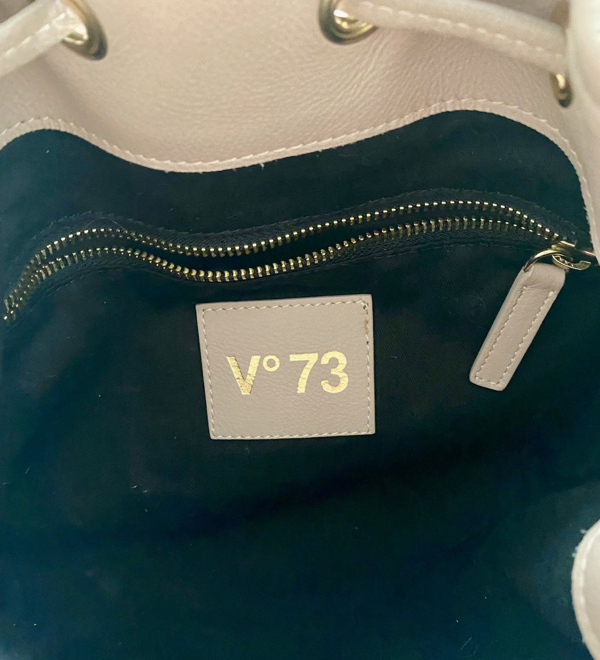 Borse da donna: Tasche von V73 – Usato da Rudolfstetten venduto da Bar_wk82 4