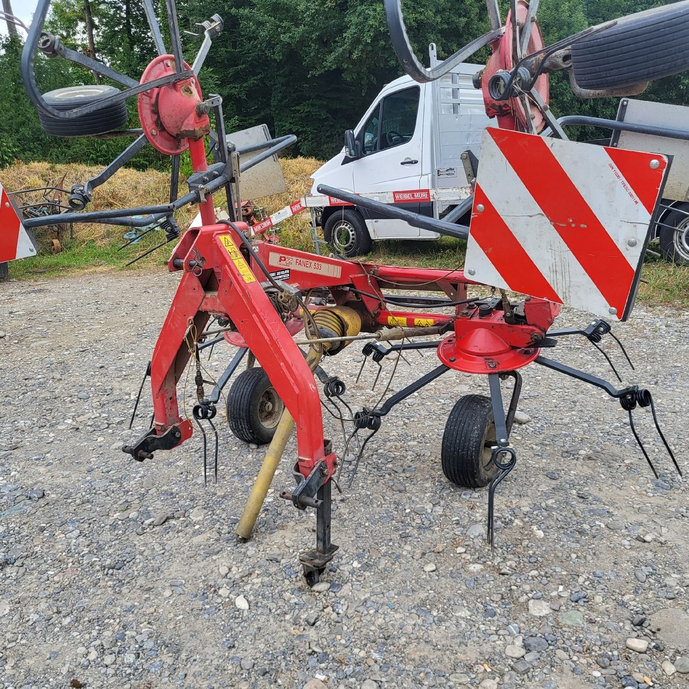 PZ Zweegers Alle Maschinen: Kreiselheuer – Gebraucht aus Schlosswil von bod_f66j