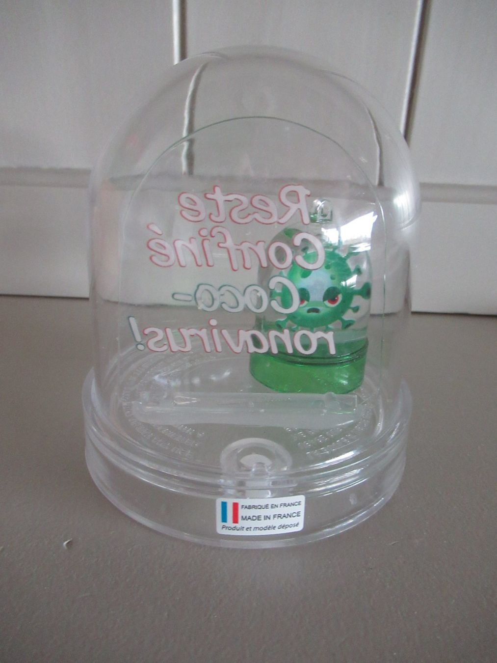 Statuette: Coco-ronavirus  Selten Schneekugel – Usato da Trimbach venduto da donlyn 1