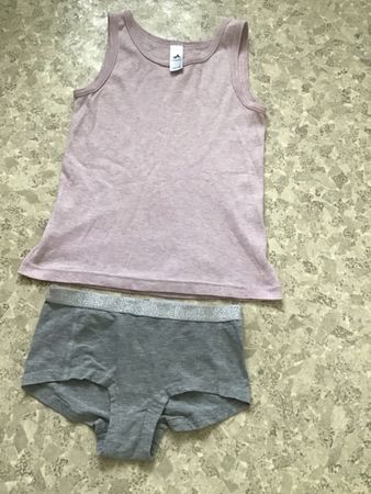 Mädchen Unterwäsche Set, Grösse 122/128.