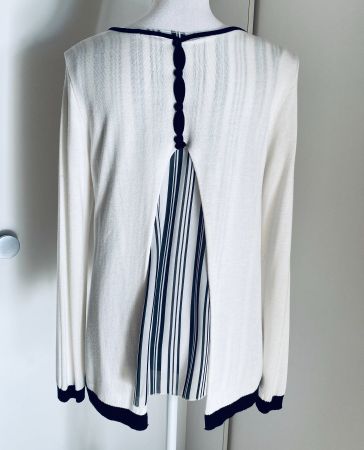 ANNARITA: Pullover Schwarz-Weiss, aussergewöhnlicher Schnitt