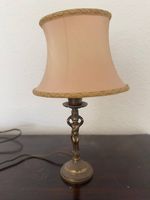 Luminaire ancien en bronze avec abat-jour