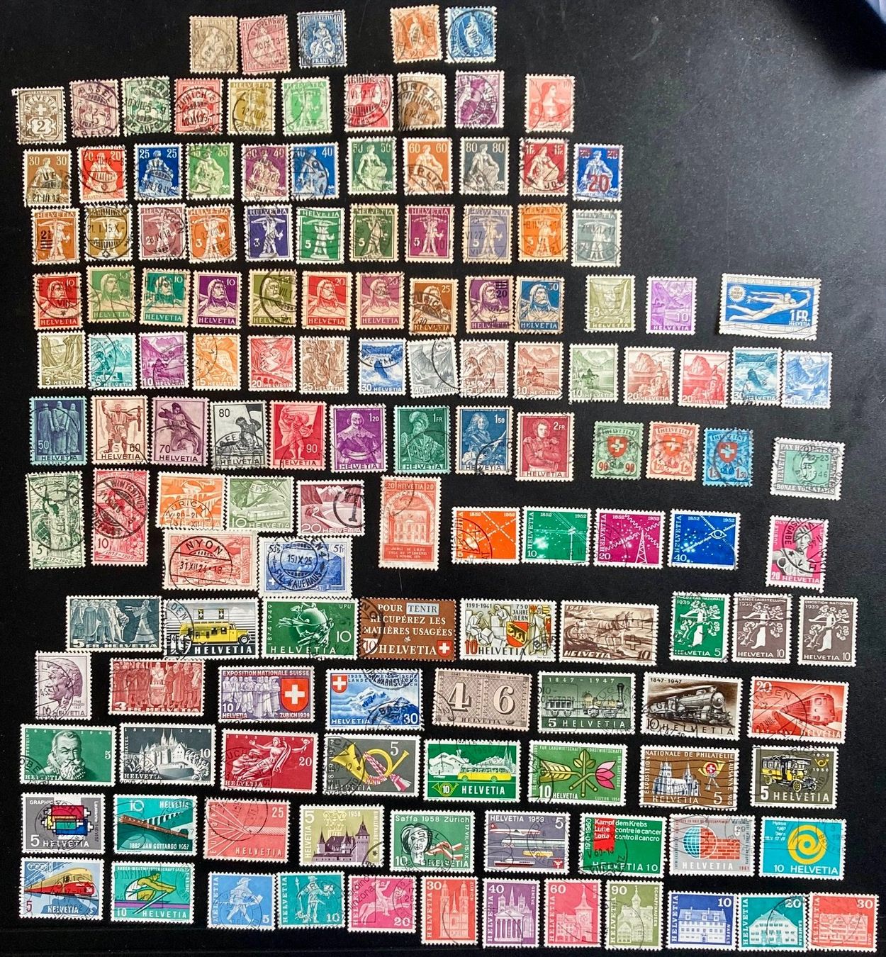 Tutti i francobolli: Schweiz, 500+ Briefmarken # – Usato da Hermetschwil-Staff venduto da sta_6fjv