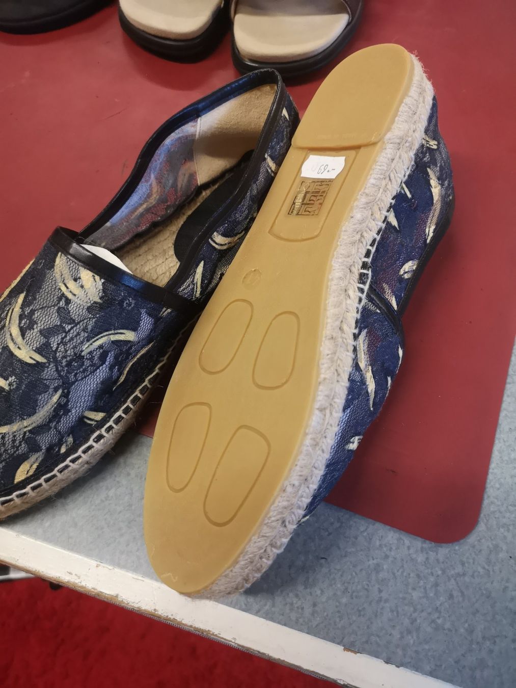 Damenschuhe: Damenschuhe – Neu und originalverpackt aus Möhlin von Highwaytom 1