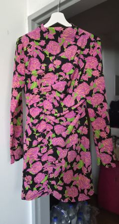Zara blumiges Kleid Gr. M