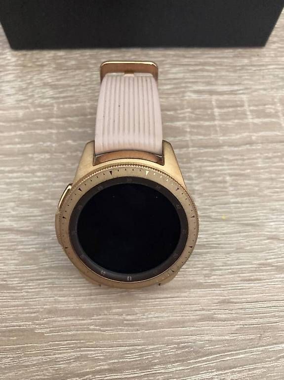 Smartwatch: Montre connectée Samsung Watch – D'occasion à Chippis par mumuc 2