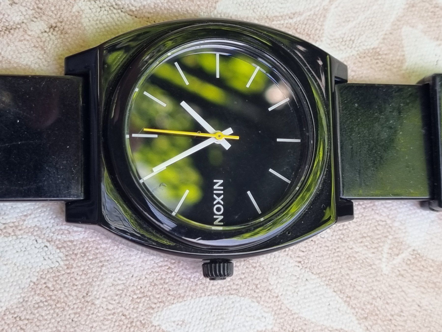 Nixon Orologi: NIXON UHR – Usato da Schaffhausen venduto da Leveron13 2