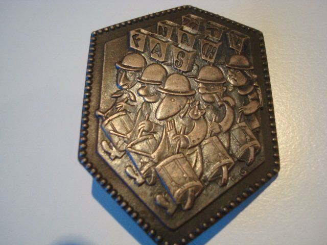 Placchette & Badge: Plakette 1947 Silber – Usato da Riehen venduto da Baerewaegli