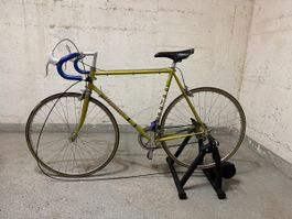 Vintage Legnano Rennvelo inkl. Rollentrainer
