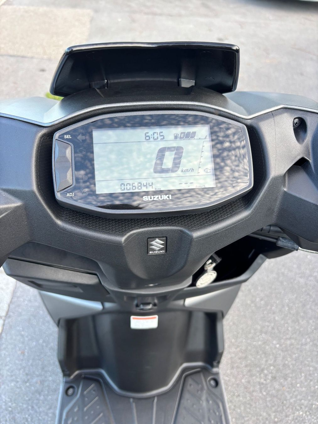 Suzuki Scooter: Suzuki Avenis 125 Roller – Usato da Rüschlikon venduto da luc_yj7r 5