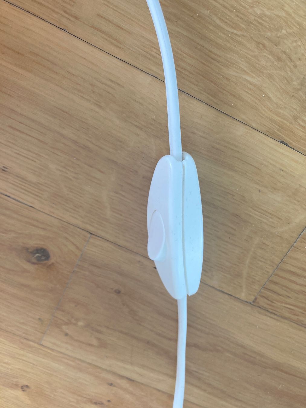 Ikea Lampade: Lampe Ikea top Zustand! – Usato da Zürich venduto da Inne_aere 5