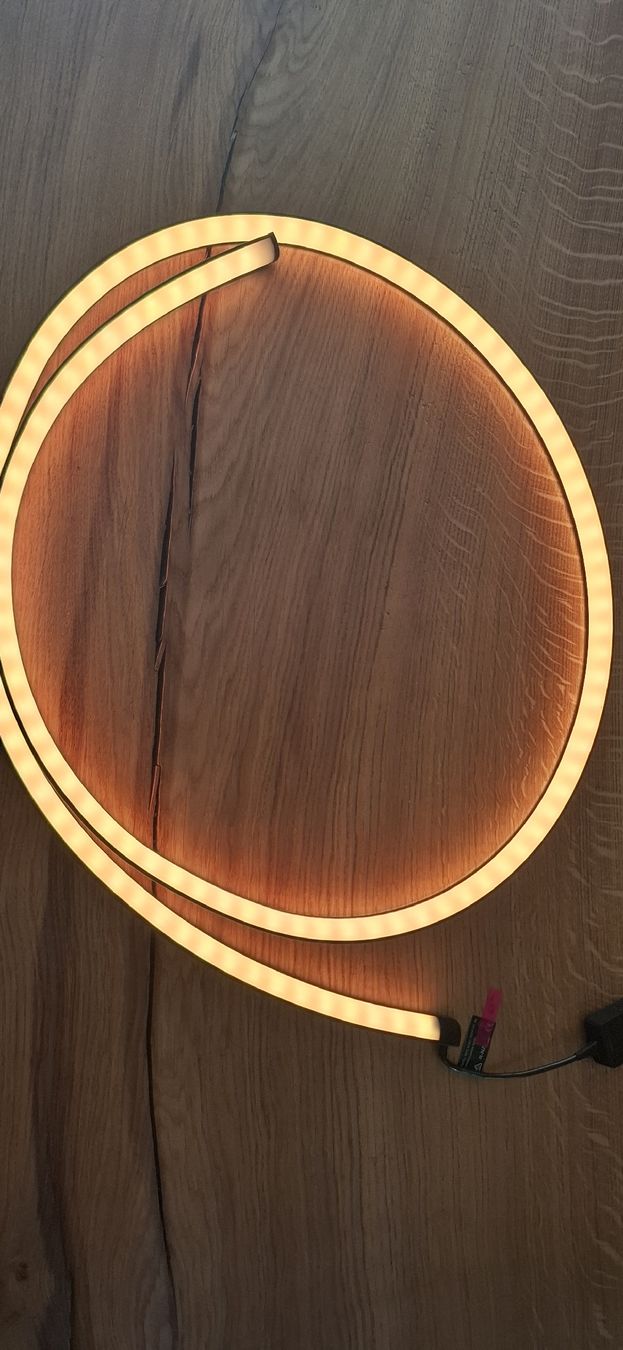Philips Lampade: Philips Hue Play Gradient Lightstrip 65 zoll  – Usato da Guntershausen venduto da Jtattoo 5