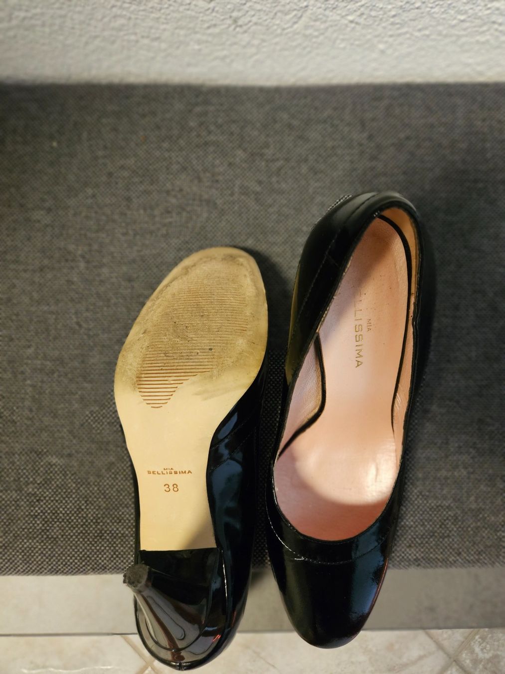 Scarpe da donna: Schwarze Pumps in Grösse 38 – Usato da Romanshorn venduto da be_an_74 5