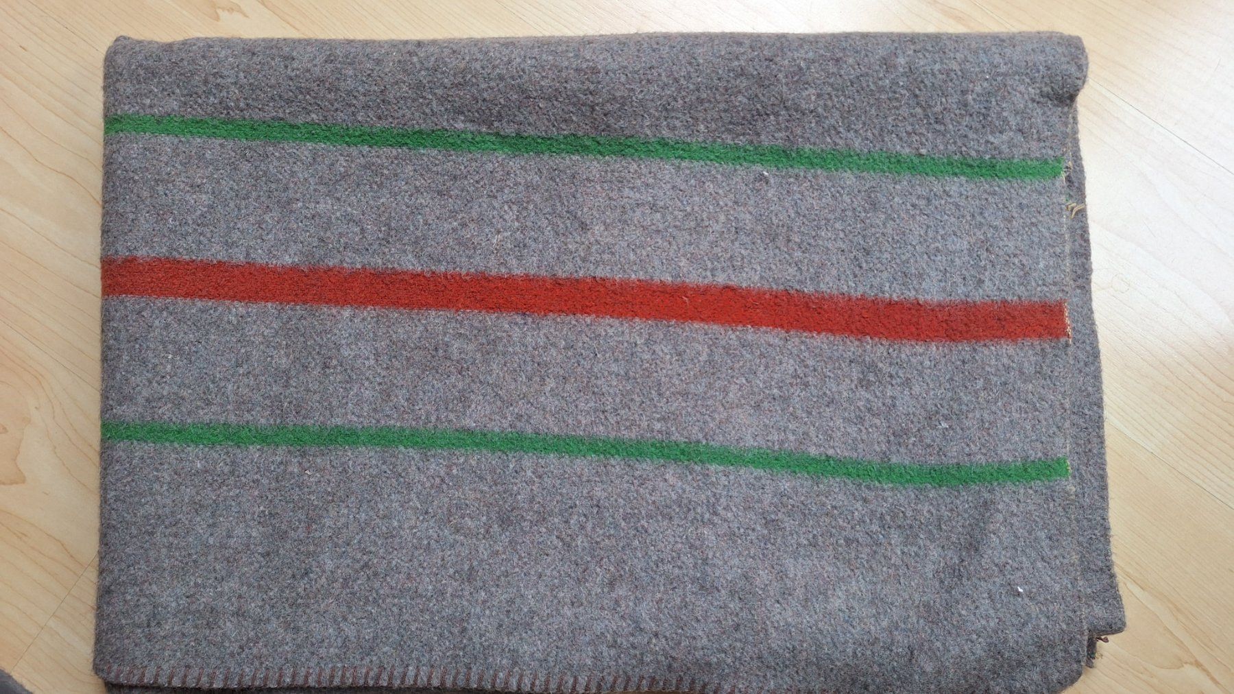 Coperte: schweizer Wolldecke Vintage , gewaschen – Usato da Dornach venduto da majo8689 8