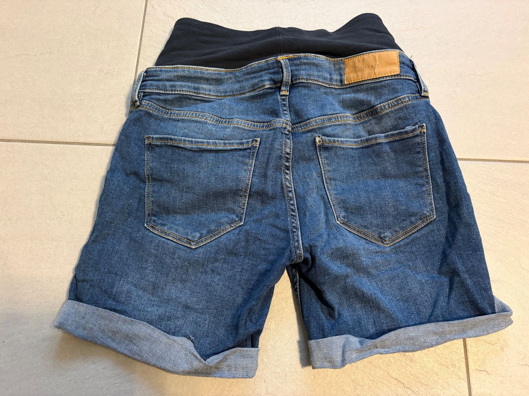 Hosen: Shorts Umstandsmode S – Gebraucht aus Muhen von melonut04 1