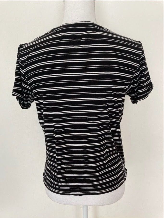 T-shirt: T-Shirt S – Usato da Küssnacht am Rigi venduto da Anacerna 1