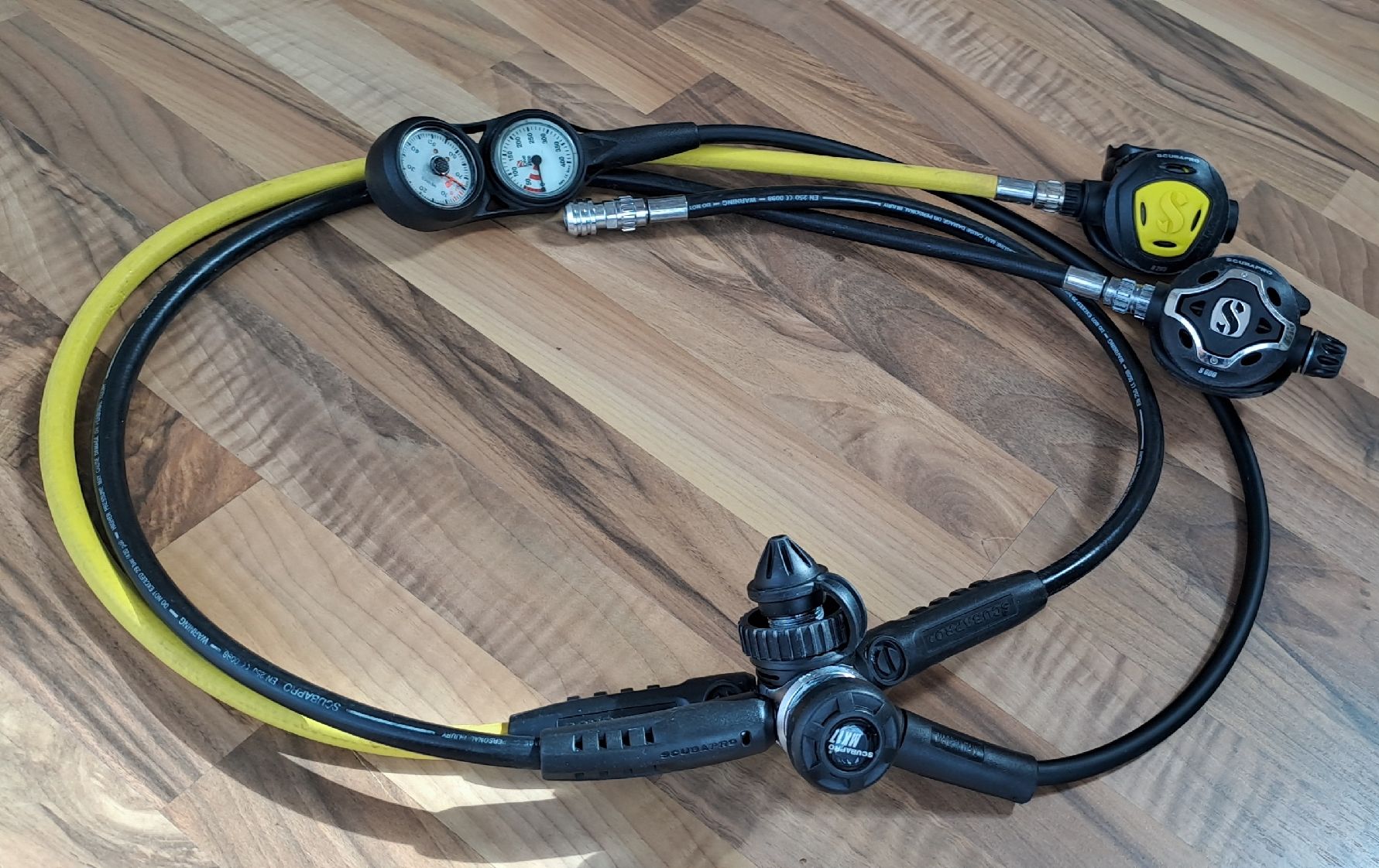 Scubapro Atemregler & Jackets: Scubapro MK17 Atemregler  – Gebraucht aus Niederdorf von fah_9wky