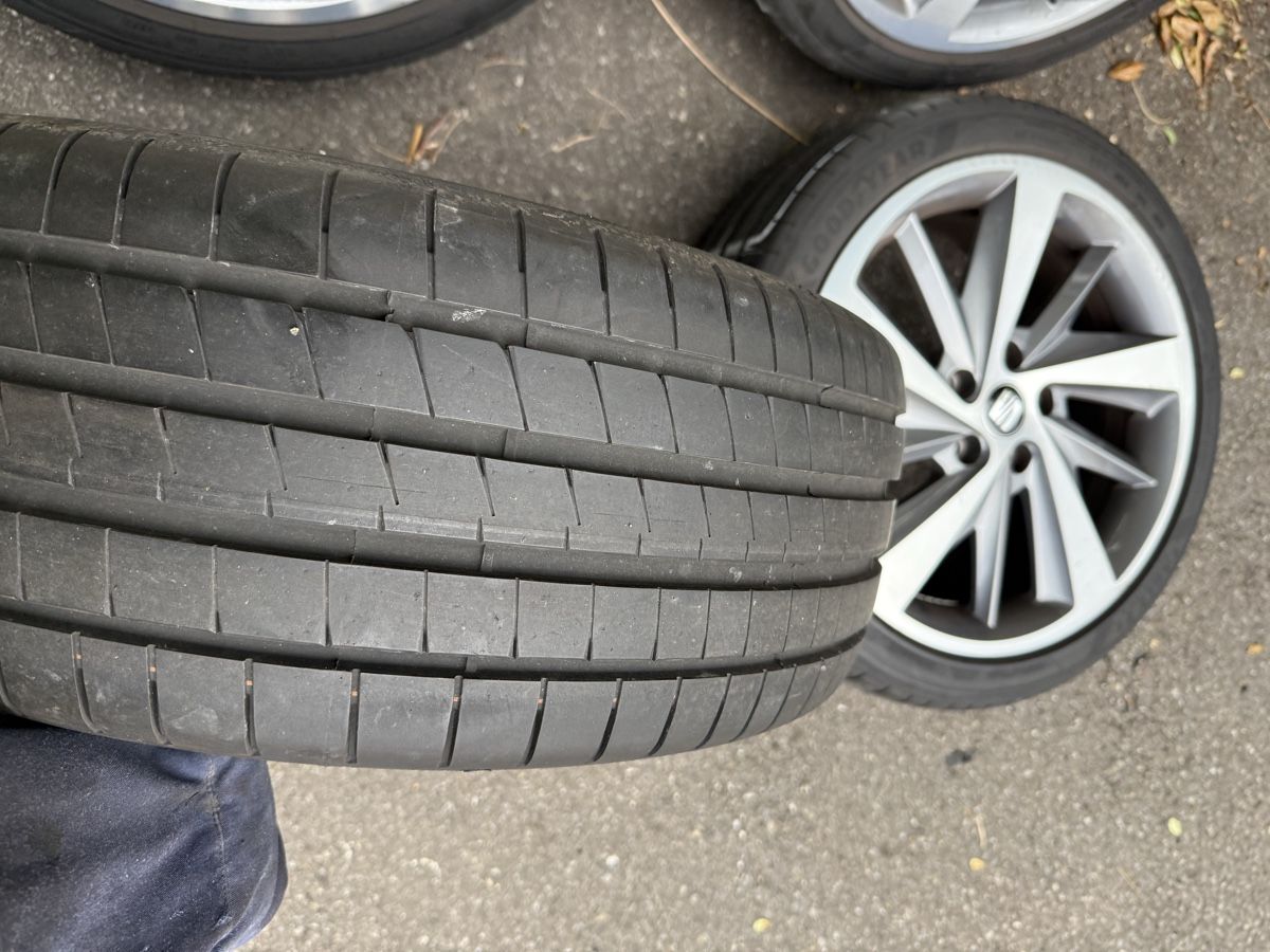 Pneumatici & Ruote complete: Seat Leon  – Usato da Schaffhausen venduto da Adr.46 1