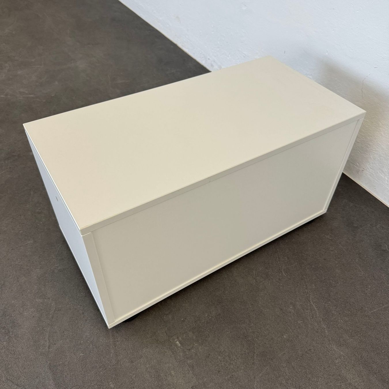 Armadi: Sitag MCS Sideboard Modul mit Klappe - mit Schlüssel – Usato da Schönenwerd venduto da mcofficeshop 7