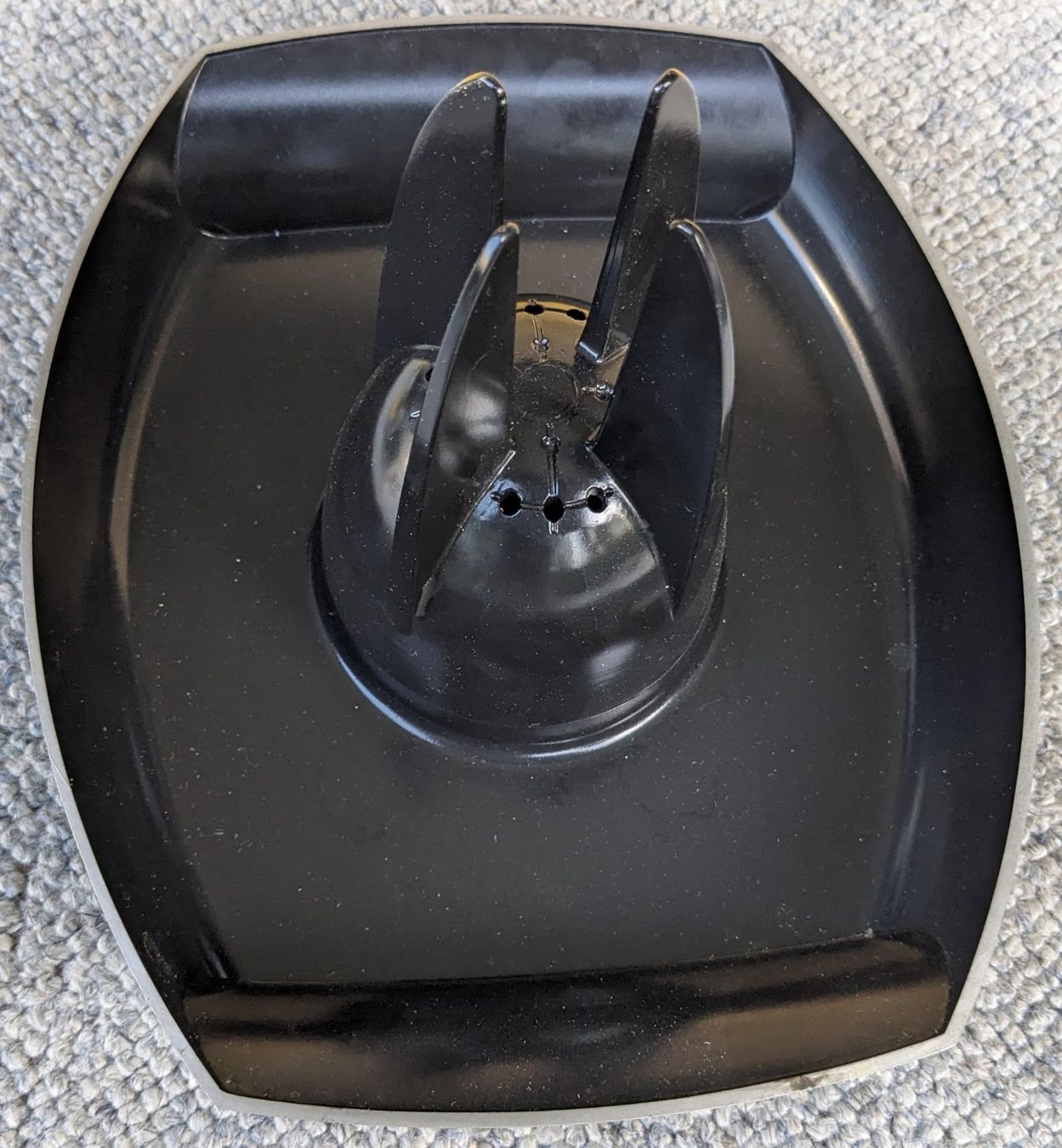 Set di posate: Weber Deluxe-Geflügelhalter – Usato da Reinach BL venduto da angus74