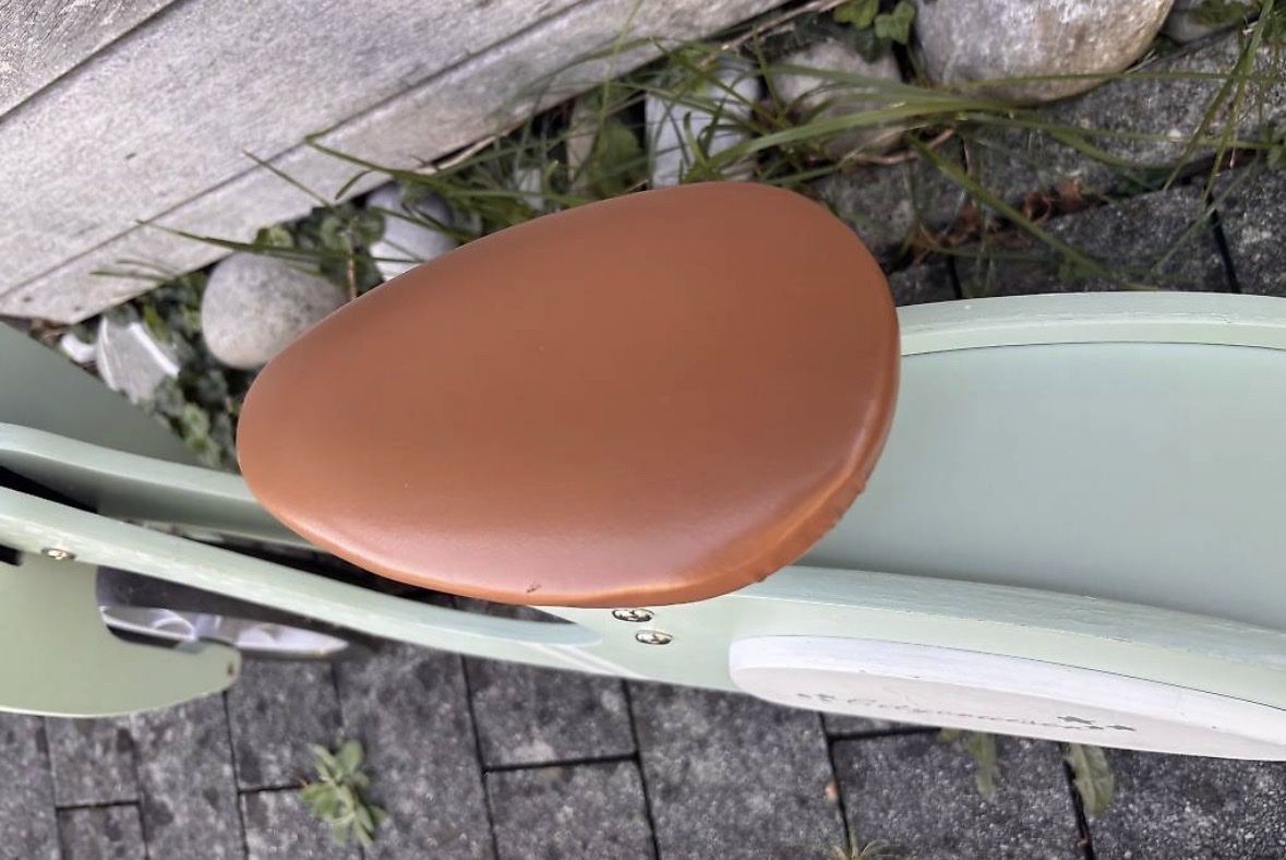 Vespa Véhicules pour enfants: Vespa Kinder Laufrad – D'occasion à wädenswil par panorama05 2