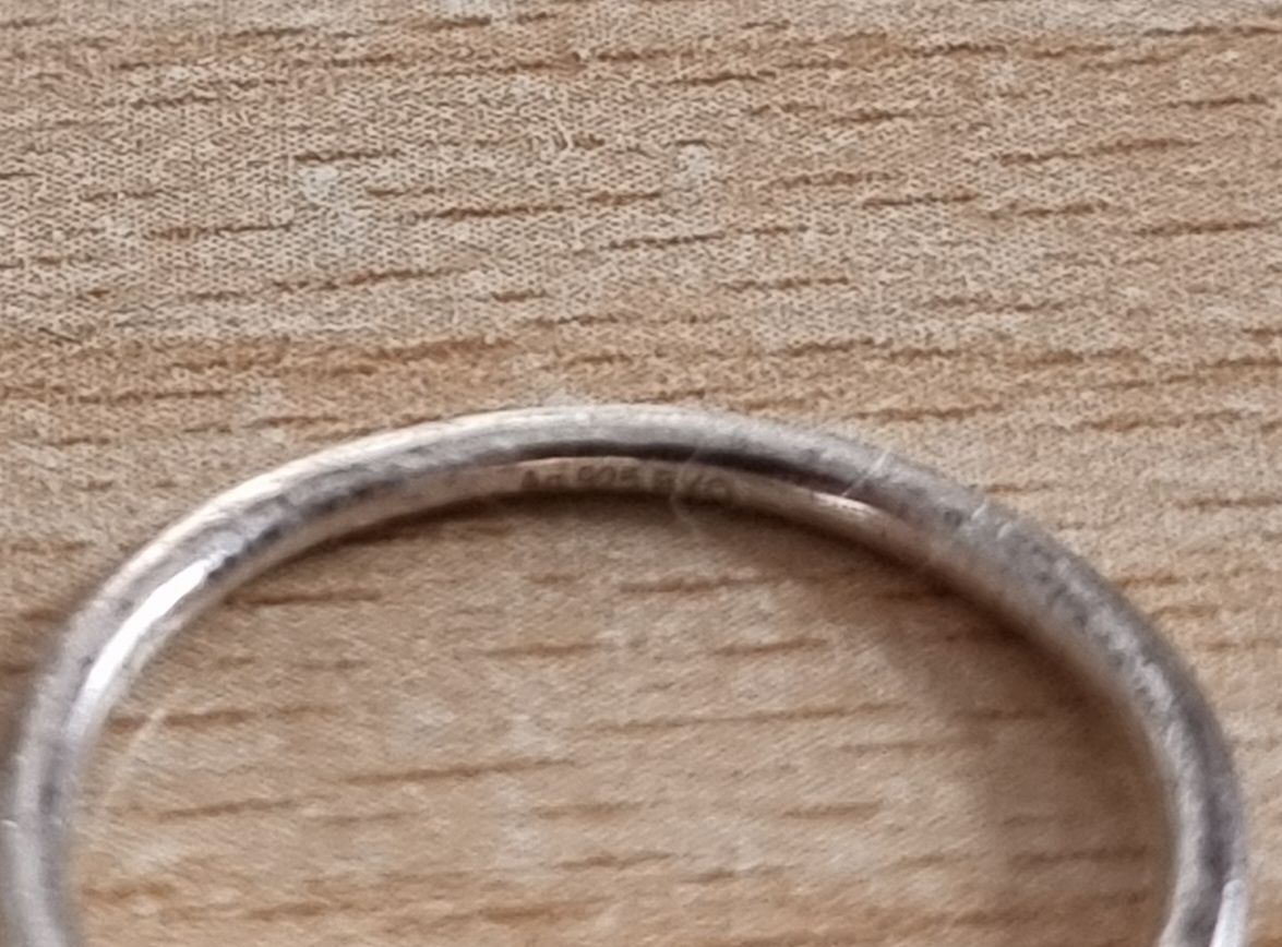 Anelli: 2 kleine Silber 925 Finger-ringe/ – Usato da Bern venduto da chuderluri01 1