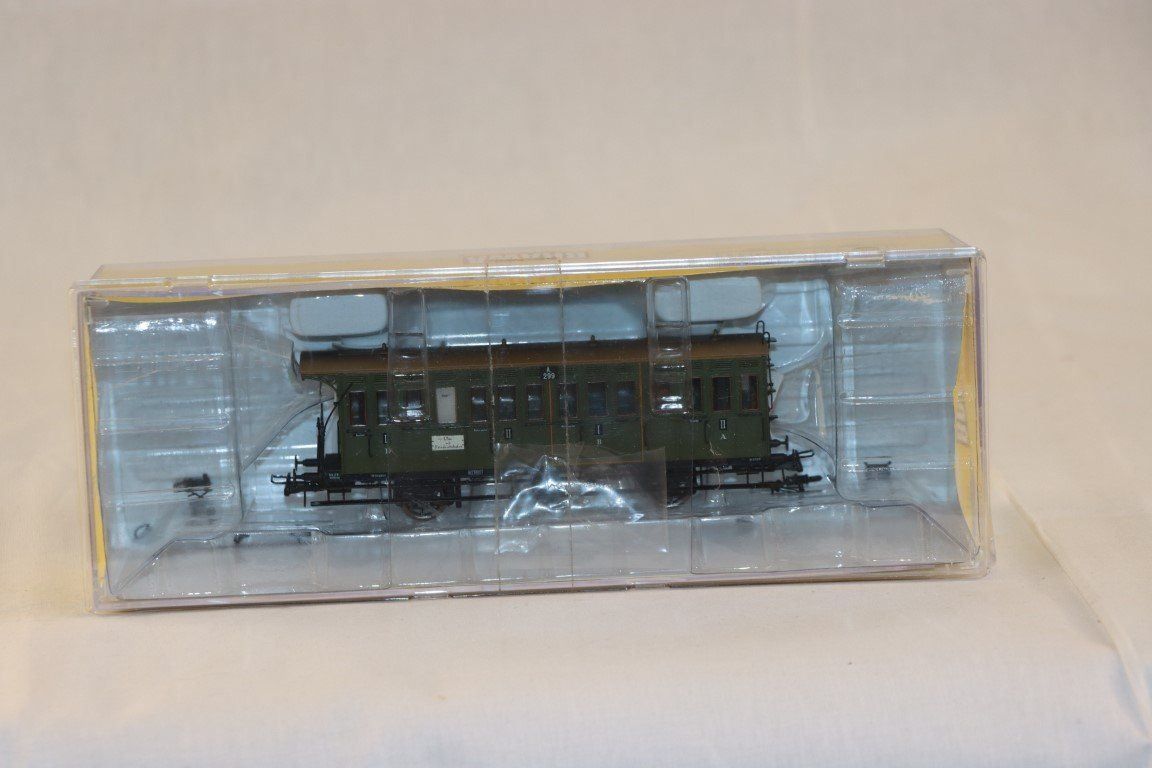 Brawa Modelleisenbahnen: Brawa Abteilwagen (6112-6114) – Neu (gemäss Beschreibung) aus Bäriswil BE von WWYN-Liquidationen 1