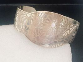 Vintage Armreif, Silber 835, Blumendesign