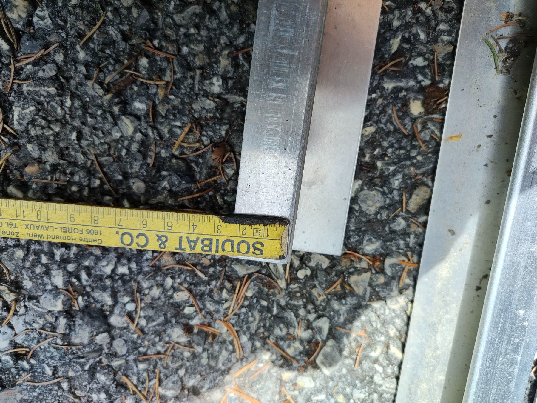 Ferramenta: Profils goutte pendante aluminium – Usato da Vulliens venduto da cochise0 1