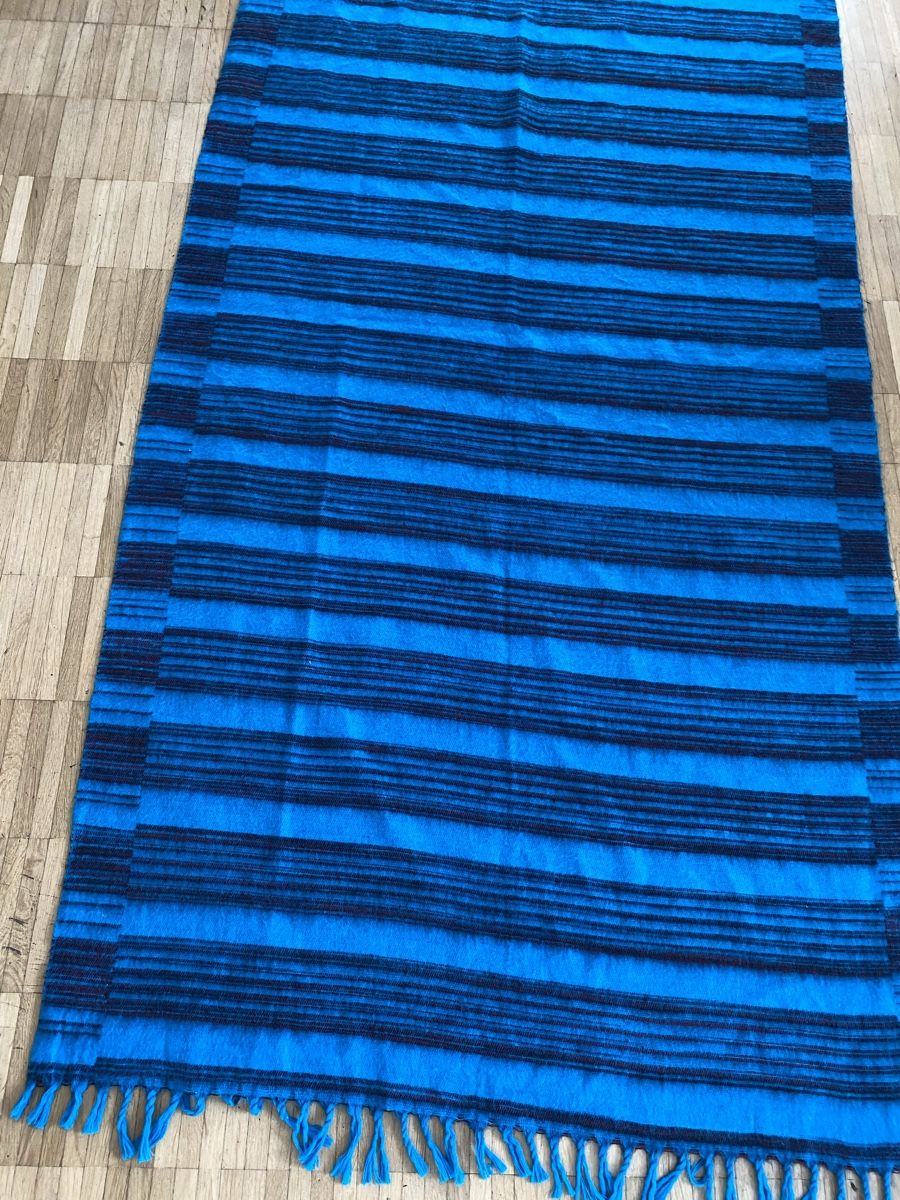 Foulard & Sciarpe: Wolle grosse Schal – Usato da Opfikon venduto da Luis144 2