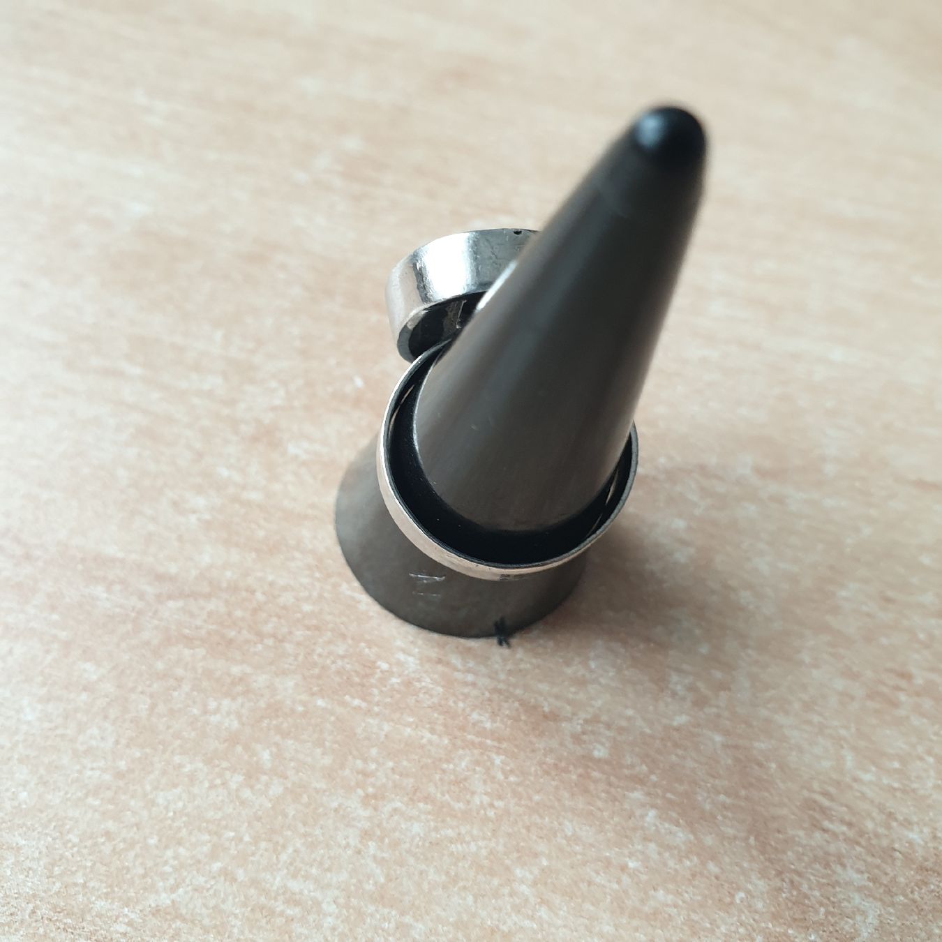 Bagues: 800er Silber Ring mit Onyx gr.17/57 – D'occasion à Winterthur par katzen07 2