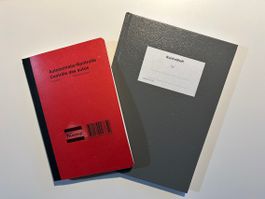 Fahrtenkontrollheft und Autobetriebs-Kontrolle